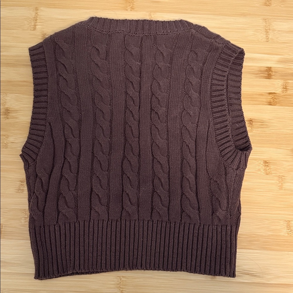 Bailey Rose Size Small Women's Teen Girl V-Neck Cable Knit Brown Sweater Vest - Picture 4 of 7
